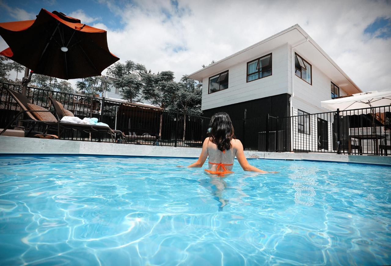 Swimming Pool Holiday Villa Auckland Exterior foto